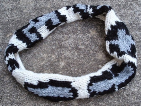 one loop Askai scarf